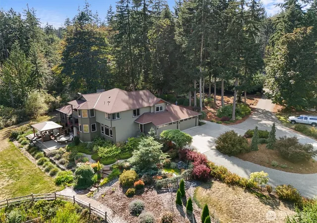 Photo 4 of Single family home for sale at 1777 Forest Hl Rd, Camano Island, WA 98282 | MLS# NWM2581485 | Listing updated on 2026-09-28