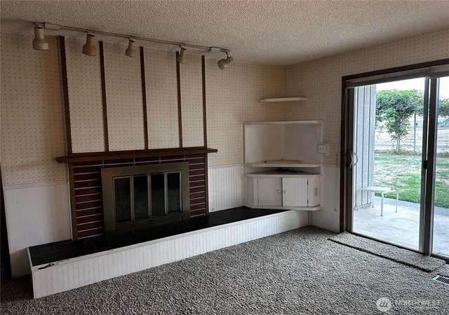Photo 3 of Single family home for sale at 310 Stremler Dr, Lynden, WA 98264 | MLS# NWM2581488 | Listing updated on 2026-09-25