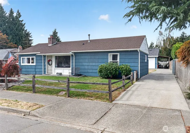 Photo 2 of Single family home for sale at 1535 M St Ne, Auburn, WA 98002 | MLS# NWM2581501 | Listing updated on 2026-09-30