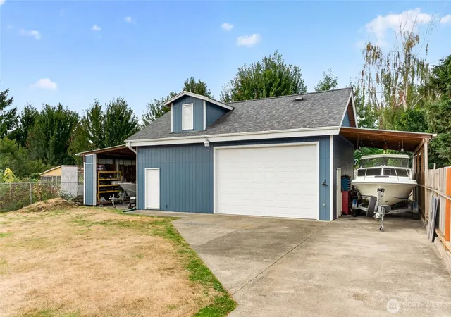 Photo 3 of Single family home for sale at 1535 M St Ne, Auburn, WA 98002 | MLS# NWM2581501 | Listing updated on 2026-09-30