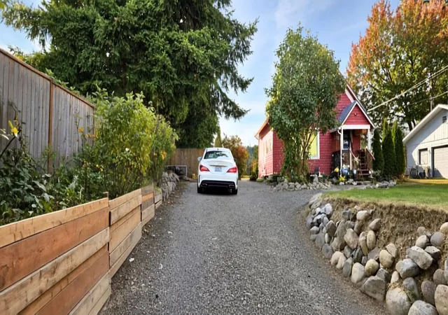 Photo 3 of Sale Pending at 4430 Sunnyside Blvd, Marysville, WA 98270 | MLS# NWM2581502 | Listing updated on 2026-09-23