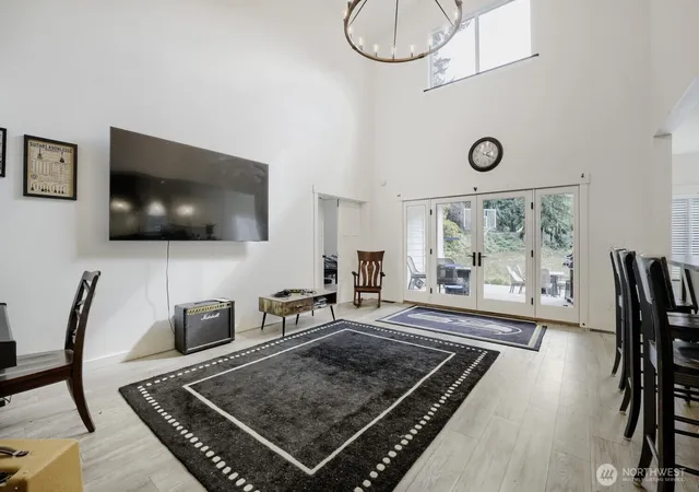 Photo 3 of Single family home for sale at 10410 Issaquah Hobart Rd Se, Issaquah, WA 98027 | MLS# NWM2581514 | Listing updated on 2026-09-25