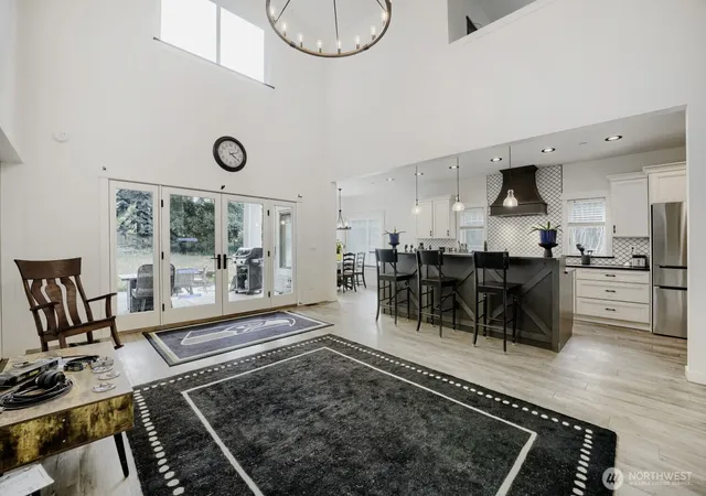 Photo 4 of Single family home for sale at 10410 Issaquah Hobart Rd SE, Issaquah, WA 98027 | MLS# NWM2581514 | Listing updated on 2026-09-25