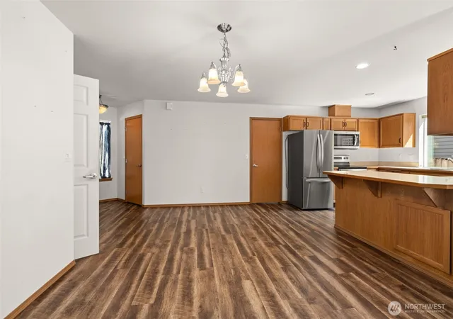 Photo 4 of Sale Pending at 2592 Kristine Ct, Centralia, WA 98531 | MLS# NWM2581526 | Listing updated on 2026-09-20
