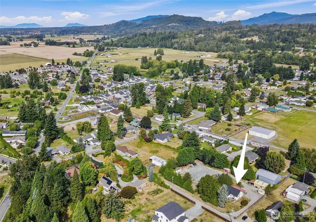 Photo 3 of Single family home for sale at 410 Burrows Ln, Sedro Woolley, WA 98284 | MLS# NWM2581534 | Listing updated on 2026-09-26