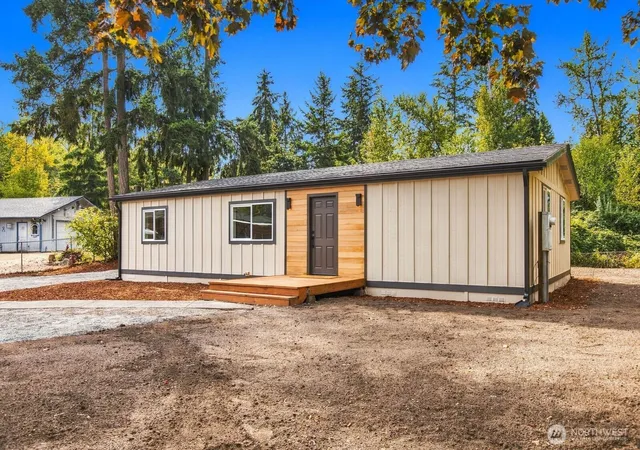 Photo 2 of Sale Pending at 4210 252nd Street Ct E, Spanaway, WA 98387 | MLS# NWM2581540 | Listing updated on 2026-09-28