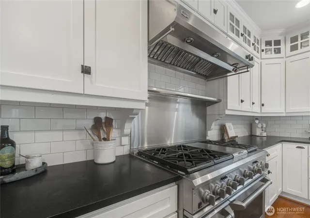 Photo 4 of Single family home for sale at 12614 NE 140th Street, Kirkland, WA 98034 | MLS# NWM2581562 | Listing updated on 2026-09-29