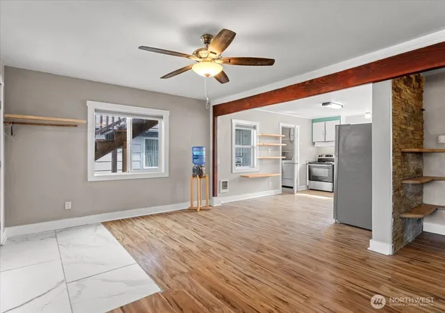 Photo 4 of Single family home for sale at 324 28th Avenue, Longview, WA 98632 | MLS# NWM2581579 | Listing updated on 2026-09-25