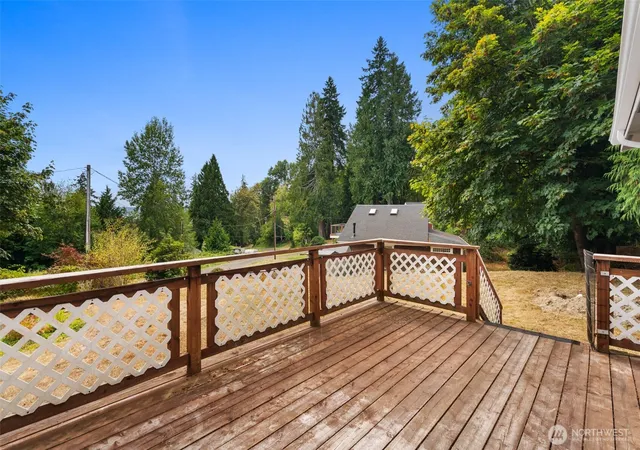 Photo 3 of Sale Pending at 101 E Pirates Pl, Grapeview, WA 98546 | MLS# NWM2581597 | Listing updated on 2026-09-23