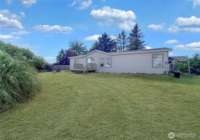 Photo 2 of Manufactured home for sale at 501 Chenois Ave Ne, Ocean Shores, WA 98569 | MLS# NWM2581603 | Listing updated on 2026-10-01