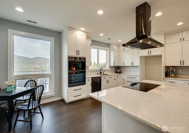 Photo 4 of Single family home for sale at 3900 NE 425th Street, Woodland, WA 98674 | MLS# NWM2581608 | Listing updated on 2026-09-20