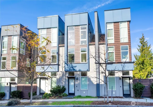 Photo 1 of Sale Pending at 710 Mcgraw St, Seattle, WA 98109 | MLS# NWM2581610 | Listing updated on 2026-10-02