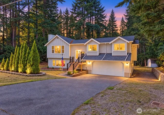 Photo 1 of Single family home for sale at 6734 Richards Ave Se, Port Orchard, WA 98367 | MLS# NWM2581620 | Listing updated on 2026-09-18