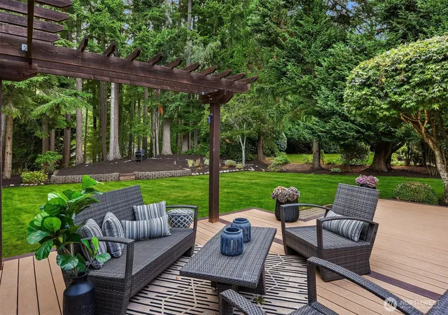 Photo 3 of Single family home for sale at 3335 258th Avenue Se, Sammamish, WA 98075 | MLS# NWM2581628 | Listing updated on 2026-10-01