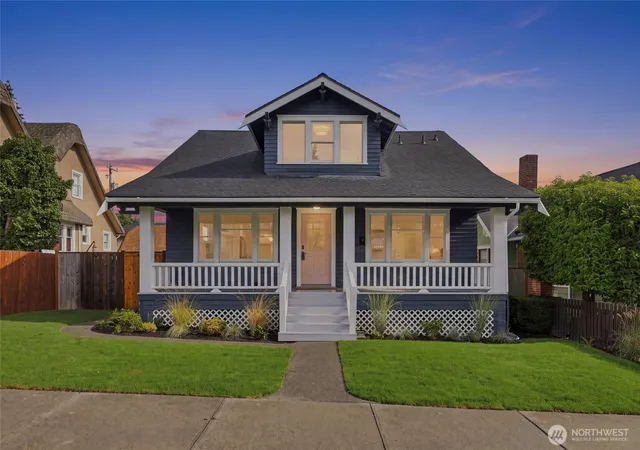 Single family home for sale at 811 N L St, Tacoma, WA 98403 | MLS# NWM2581664