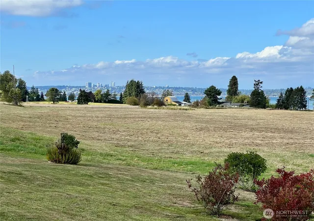 Photo 3 of Manufactured home for sale at 8585 Harborview Rd #5, Blaine, WA 98230 | MLS# NWM2581668 | Listing updated on 2026-09-22