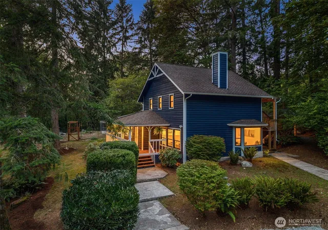 Photo 4 of Sale Pending at 13022 276th Way NE, Duvall, WA 98019 | MLS# NWM2581671 | Listing updated on 2026-09-25