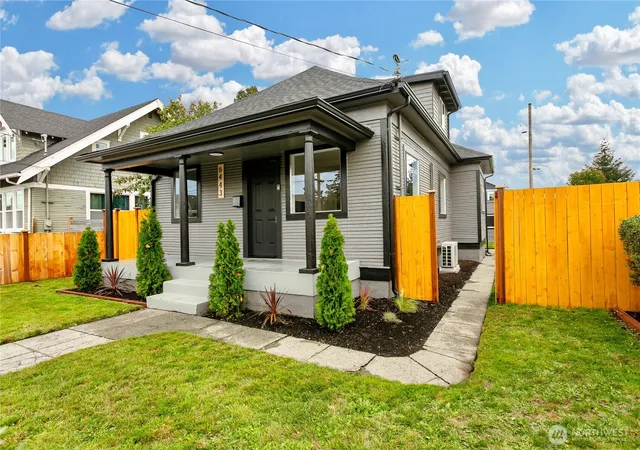 Photo 2 of Single family home for sale at 6443 S Warner St, Tacoma, WA 98409 | MLS# NWM2581677 | Listing updated on 2026-10-02