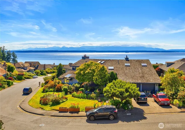 Photo 2 of Single family home for sale at 13731 65th Place W, Edmonds, WA 98026 | MLS# NWM2581697 | Listing updated on 2026-10-02