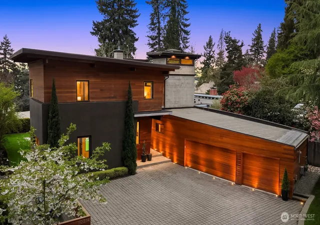Photo 2 of Single family home for sale at 10314 Se 25th Street, Bellevue, WA 98004 | MLS# NWM2581716 | Listing updated on 2026-10-03