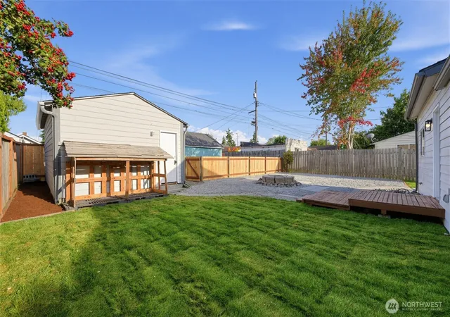 Photo 3 of Sale Pending at 5927 S Yakima, Tacoma, WA 98408 | MLS# NWM2581733 | Listing updated on 2026-09-29