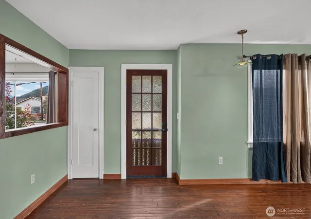 Photo 4 of Single family home for sale at 755 Sauk Ave, Darrington, WA 98241 | MLS# NWM2581750 | Listing updated on 2026-10-06
