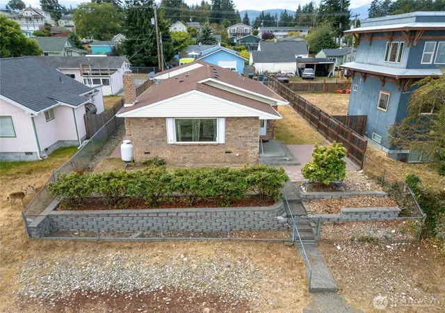 Photo 2 of Single family home for sale at 1812 W 5th Street, Port Angeles, WA 98363 | MLS# NWM2581754 | Listing updated on 2026-09-26