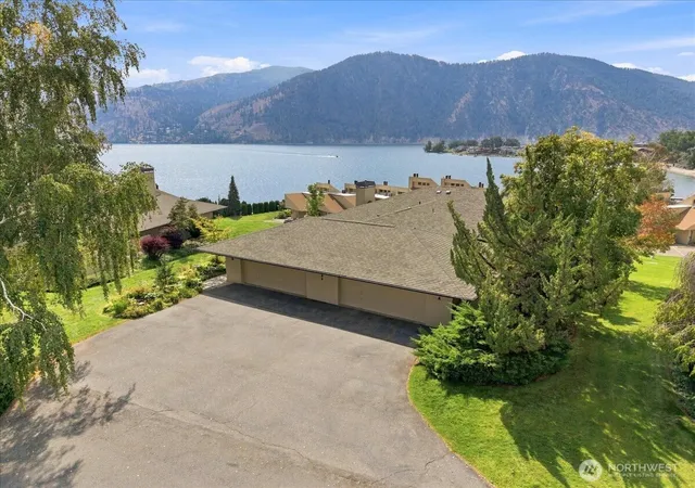 Photo 2 of Townhouse for sale at 1 Halmalka Ct #504B, Manson, WA 98831 | MLS# NWM2581768 | Listing updated on 2026-09-25