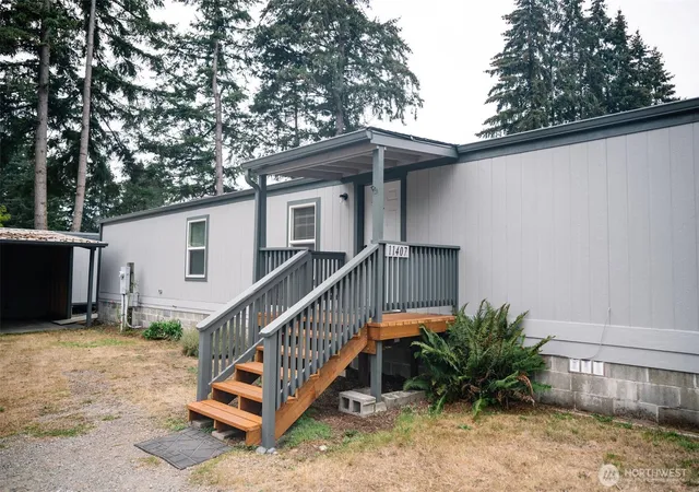Photo 3 of Manufactured home for sale at 11407 Scott Crk Dr Sw, Olympia, WA 98512 | MLS# NWM2581785 | Listing updated on 2026-09-17