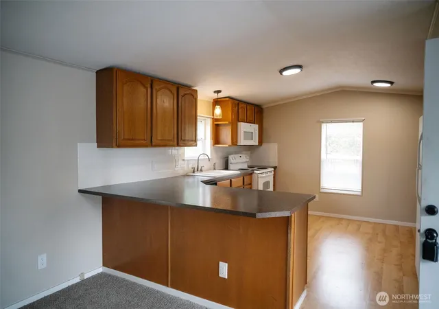 Photo 4 of Manufactured home for sale at 11407 Scott Crk Dr SW, Olympia, WA 98512 | MLS# NWM2581785 | Listing updated on 2026-09-17