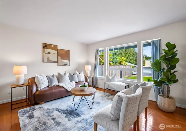 Photo 3 of Single family home for sale at 215 Sw 144th Street, Burien, WA 98166 | MLS# NWM2581795 | Listing updated on 2026-09-30