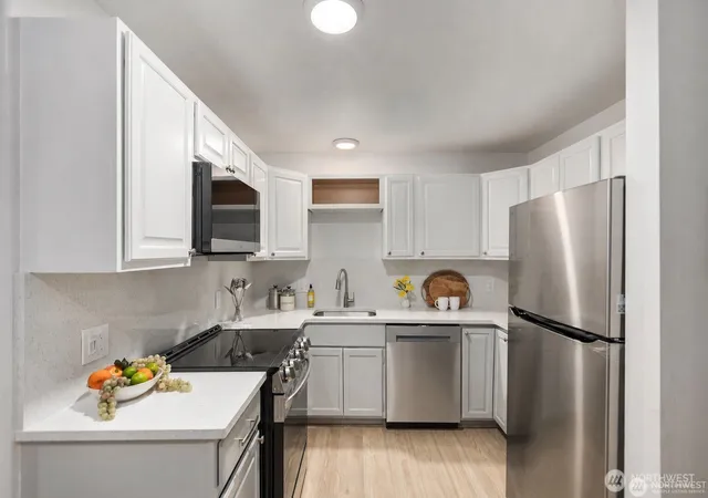 Photo 4 of Condo for sale at 13772 NE 60th Street #180, Redmond, WA 98052 | MLS# NWM2581804 | Listing updated on 2026-09-25