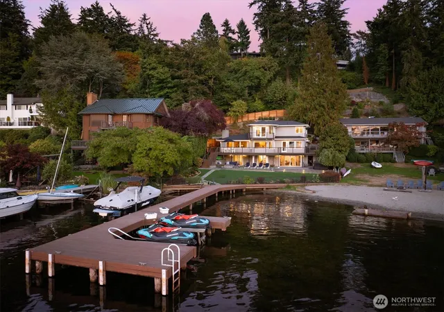 Photo 3 of Single family home for sale at 5912 NE Arrowhead Dr, Kenmore, WA 98028 | MLS# NWM2581807 | Listing updated on 2026-09-28