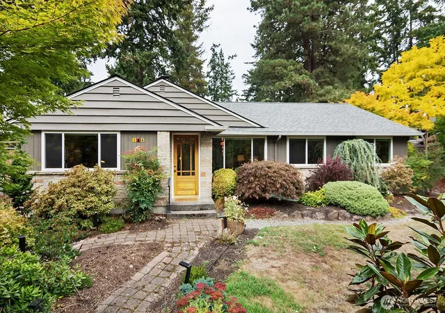 Single family home for sale at 124 N 180th Street, Shoreline, WA 98133 | MLS# NWM2581816