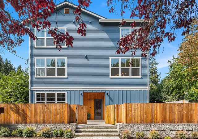 Photo 1 of Single family home for sale at 3639 34th Avenue W, Seattle, WA 98199 | MLS# NWM2581817 | Listing updated on 2026-09-24