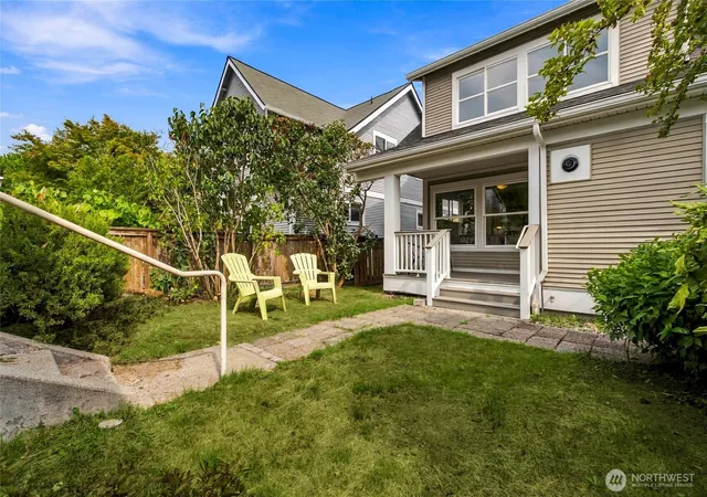 Photo 3 of Sale Pending at 6735 Shaffer Ave S, Seattle, WA 98108 | MLS# NWM2581832 | Listing updated on 2026-09-25