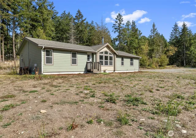 Manufactured home for sale at 3399 Wilson Rd, Oak Harbor, WA 98277 | MLS# NWM2581837