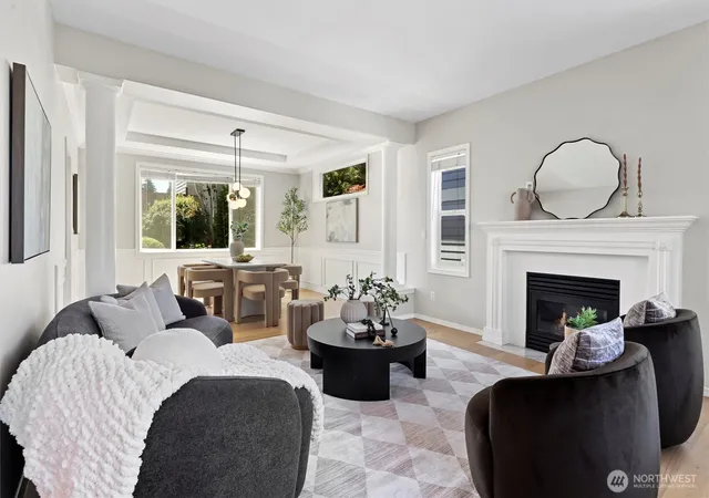 Photo 4 of Single family home for sale at 4125 NE 27th Place, Renton, WA 98059 | MLS# NWM2581838 | Listing updated on 2026-09-30