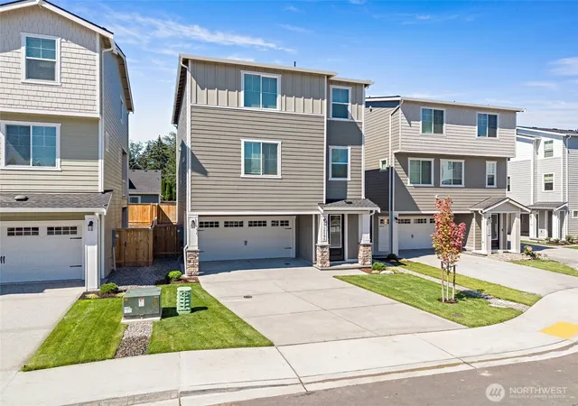 Photo 3 of Single family home for sale at 15124 87th Place E, Puyallup, WA 98375 | MLS# NWM2581842 | Listing updated on 2026-10-02