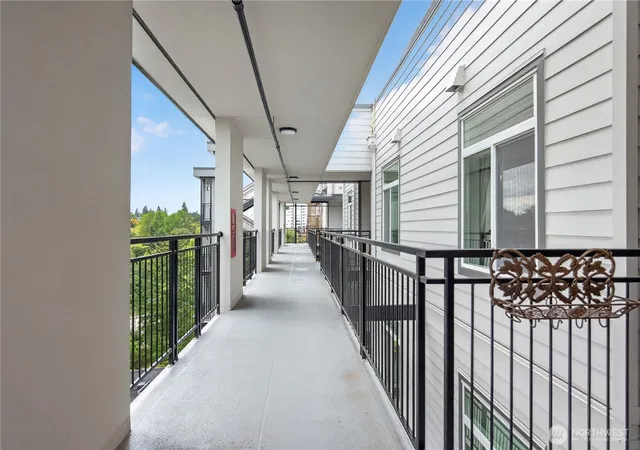 Photo 3 of Condo for sale at 320 E 32nd Street #505, Tacoma, WA 98404 | MLS# NWM2581855 | Listing updated on 2026-09-27