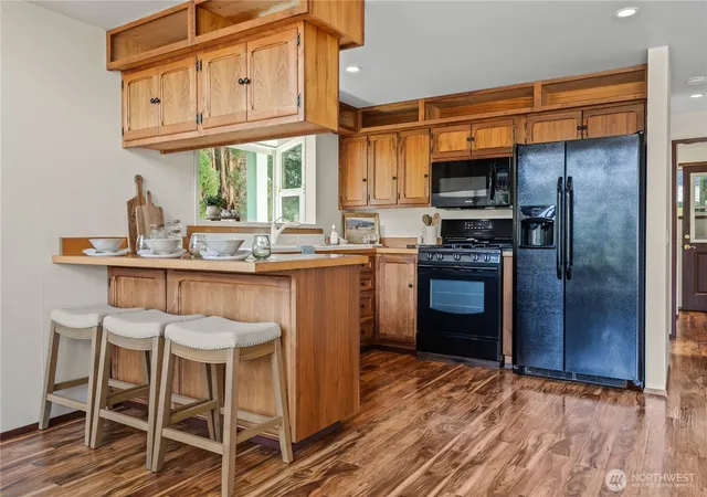 Photo 4 of Single family home for sale at 6746 Oat Coles Rd, Everson, WA 98247 | MLS# NWM2581859 | Listing updated on 2026-09-29