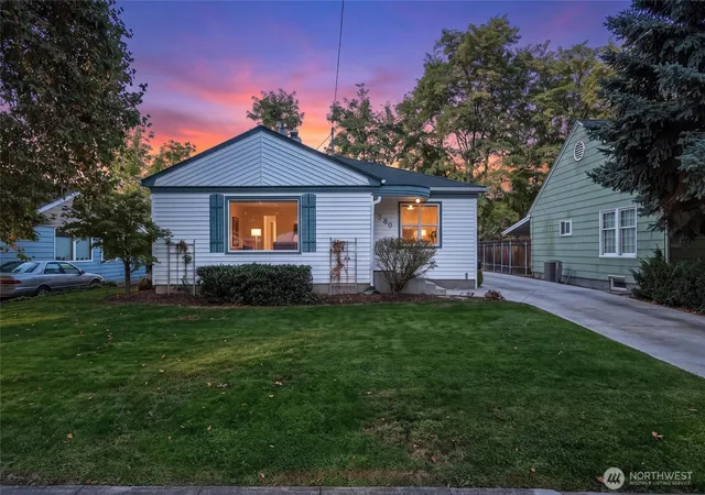 Photo 1 of Single family home for sale at 380 S 1st Avenue, Walla Walla, WA 99362 | MLS# NWM2581863 | Listing updated on 2026-09-24