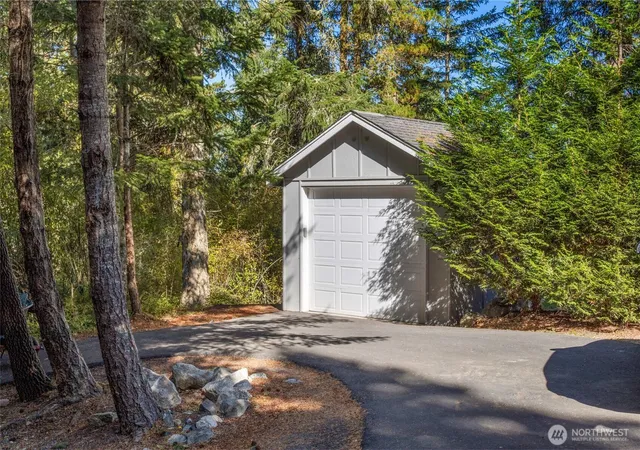 Photo 4 of Single family home for sale at 144 Jensen Bay Rd, Friday Harbor, WA 98250 | MLS# NWM2581871 | Listing updated on 2026-09-25