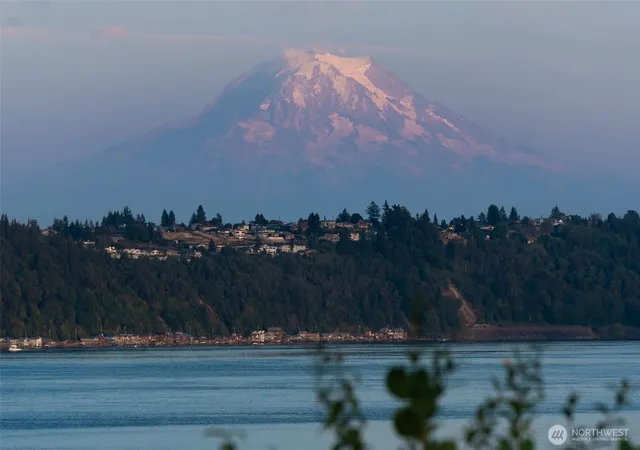 Photo 1 of Single family home for sale at 6729 Cascade Ave, Gig Harbor, WA 98335 | MLS# NWM2581876 | Listing updated on 2026-10-01