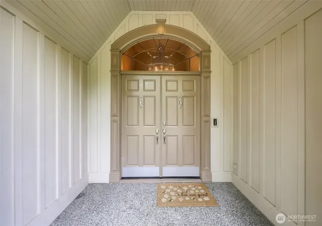 Photo 3 of Single family home for sale at 21715 Ne 105th Place, Redmond, WA 98053 | MLS# NWM2581902 | Listing updated on 2026-09-27