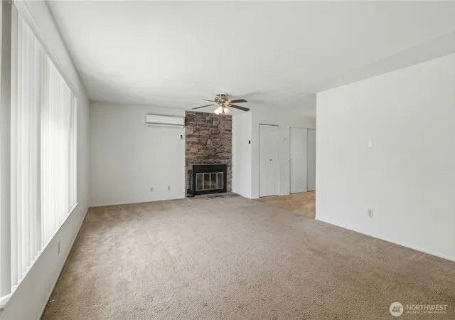 Photo 4 of Sale Pending at 23213 116th Avenue SE, Kent, WA 98031 | MLS# NWM2581915 | Listing updated on 2026-09-30