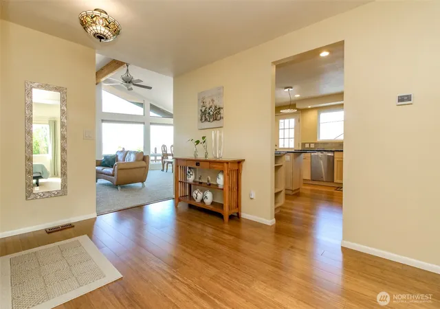 Photo 4 of Single family home for sale at 29816 2nd Avenue SW, Federal Way, WA 98023 | MLS# NWM2581921 | Listing updated on 2026-10-02