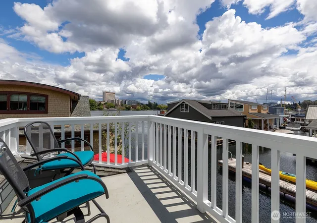 Photo 1 of Single family home for sale at 1210 E Shelby St #G, Seattle, WA 98102 | MLS# NWM2581922 | Listing updated on 2026-09-25