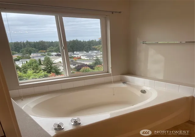 Photo 4 of Single family home for sale at 6326 61st Street W, University Place, WA 98467 | MLS# NWM2581930 | Listing updated on 2026-09-21