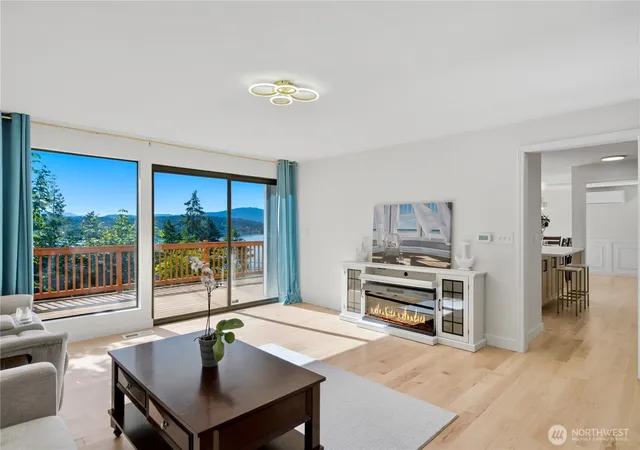 Photo 4 of Single family home for sale at 110 174th Place NE, Bellevue, WA 98008 | MLS# NWM2581935 | Listing updated on 2026-10-03